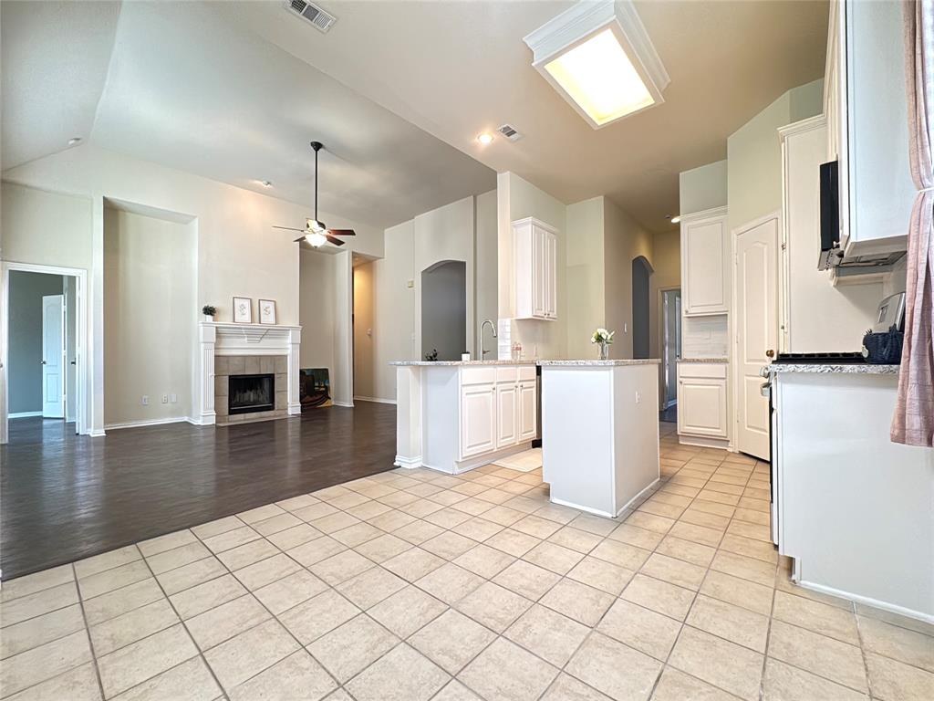 1430 Berkley Road Allen, TX 75002 - Photo 7 of 17 Gallery Image 7