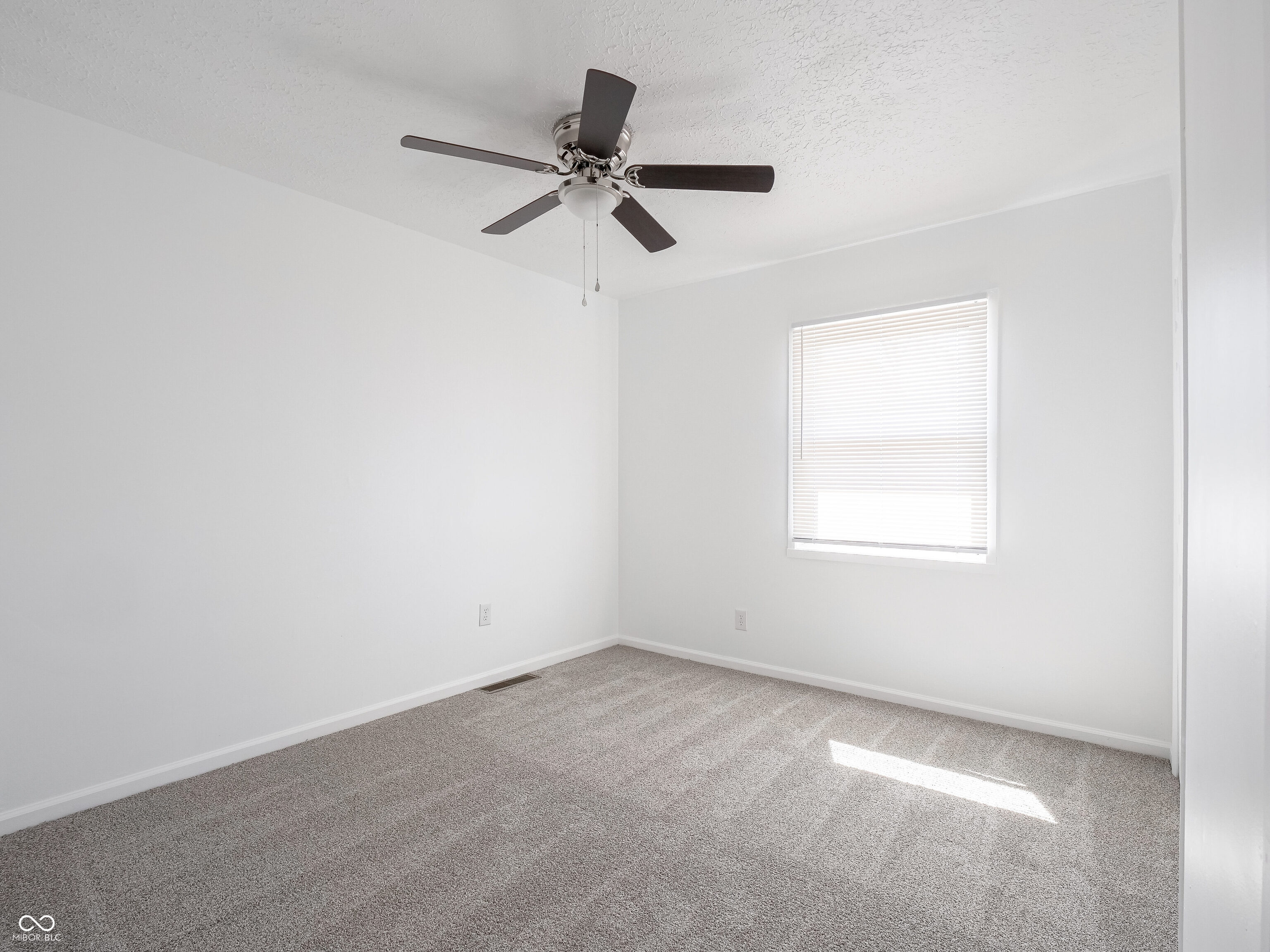 3042 Danbury Road Indianapolis, IN 46222 - Photo 27 of 43