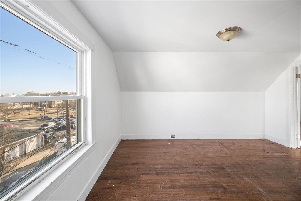 14 Porter Street, Unit 3 Everett, MA 02149 - Photo 6 of 10