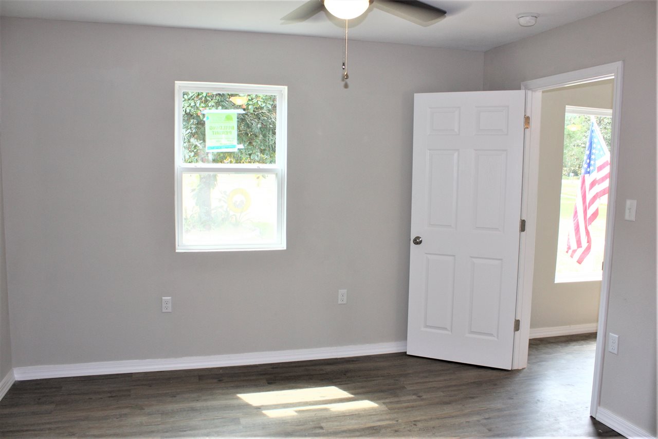 14397 Highway 104 Silverhill, AL 36576 - Photo 14 of 27