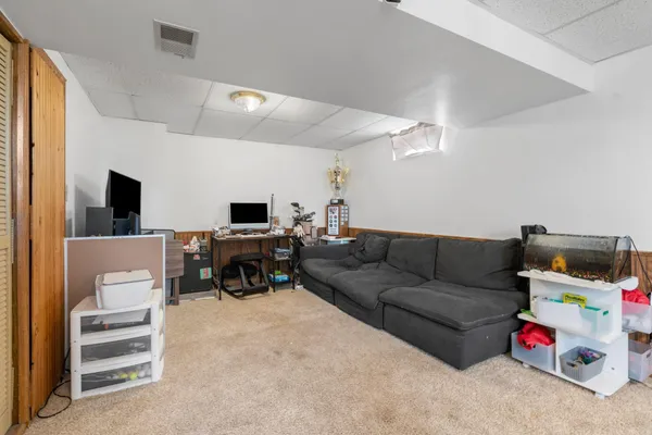 $260,000 | 1110 16th Street Southwest, Owatonna, MN 55060