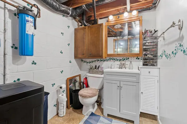 $260,000 | 1110 16th Street Southwest, Owatonna, MN 55060