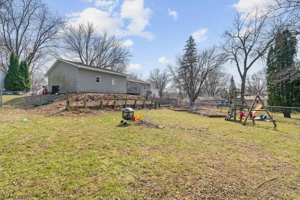 $260,000 | 1110 16th Street Southwest, Owatonna, MN 55060