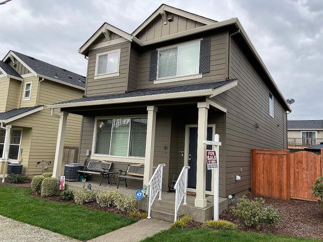 2344 Southeast 16th Alley Gresham, OR 97080 - Photo 1 of 31