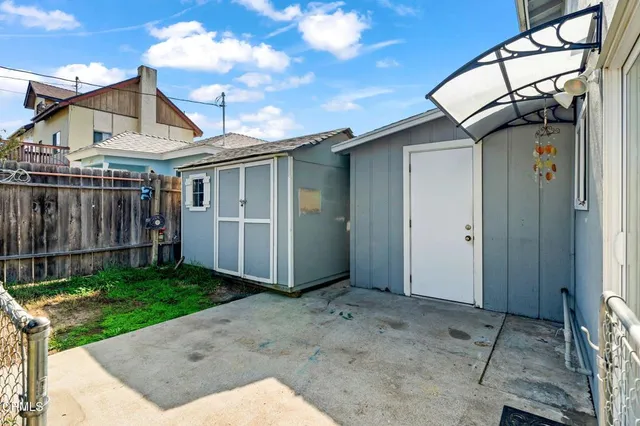 $1,199,000 | 400 Arcade Drive, Ventura, CA 93003