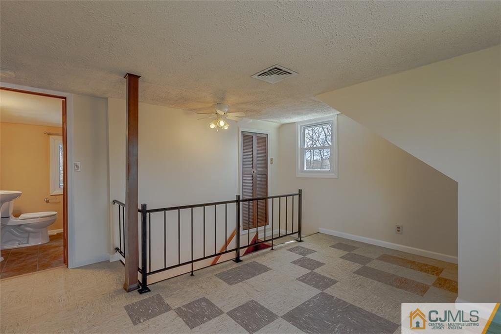 36 Ellwood Road East Brunswick, NJ 08816 - Photo 13 of 19 Gallery Image 13