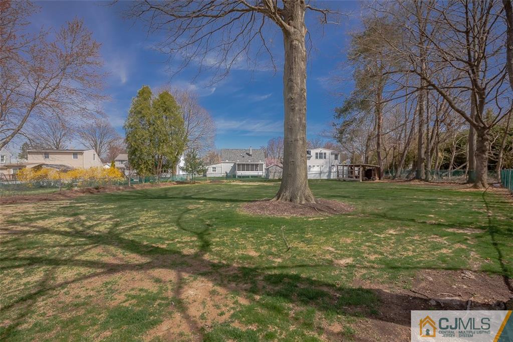 36 Ellwood Road East Brunswick, NJ 08816 - Photo 18 of 19 Gallery Image 18