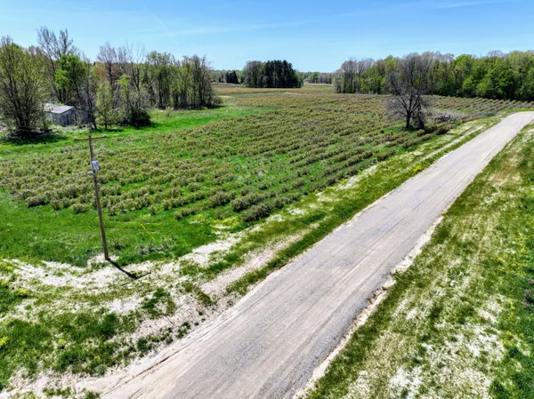 $85,000 | 59091 Benny Court, Unit PARCEL 5, Grand Junction, MI 49056