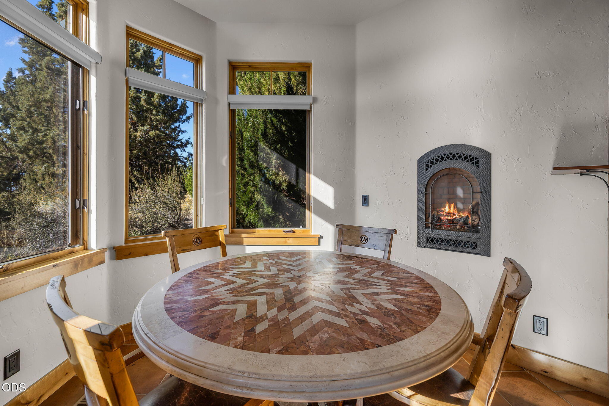 22887 Ghost Tree Lane Bend, OR 97701 - Photo 19 of 62