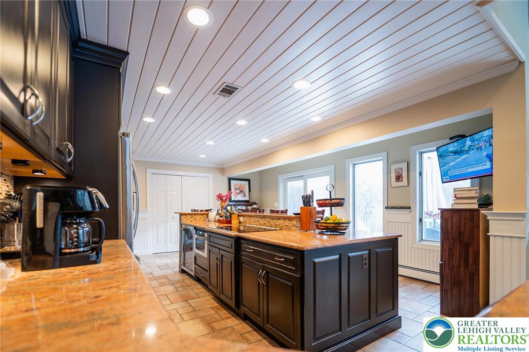 33 Ward Road Blairstown, NJ 07825 - Photo 18 of 70 Kitchen Island