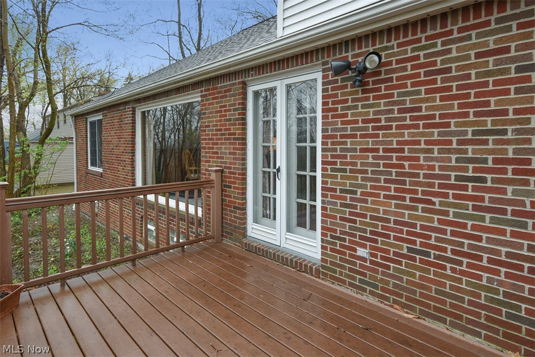 20925 Mastick Road Cleveland, OH 44126 - Photo 30 of 33