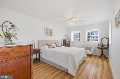 $679,000 | 858 South Harrison Street, Arlington, VA 22204