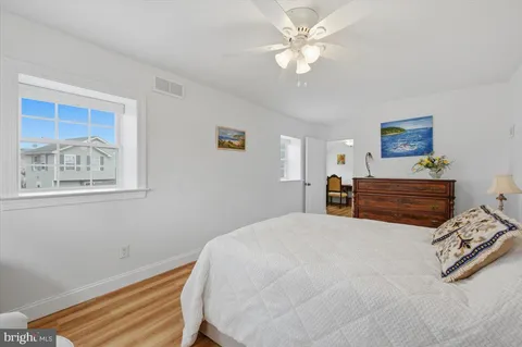 $679,000 | 858 South Harrison Street, Arlington, VA 22204