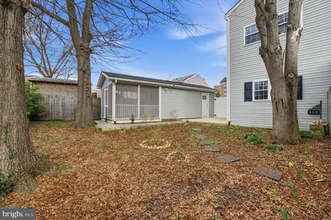 $679,000 | 858 South Harrison Street, Arlington, VA 22204