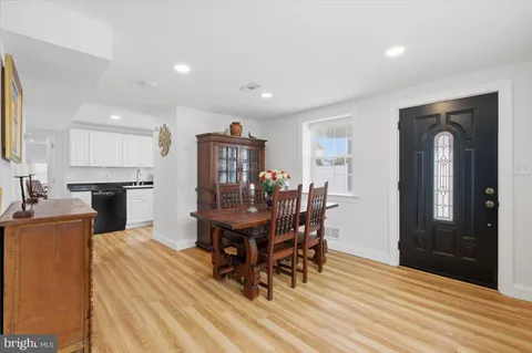 $679,000 | 858 South Harrison Street, Arlington, VA 22204