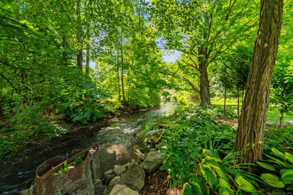 $875,000 | 28 White Hollow Road, Salisbury, CT 06039