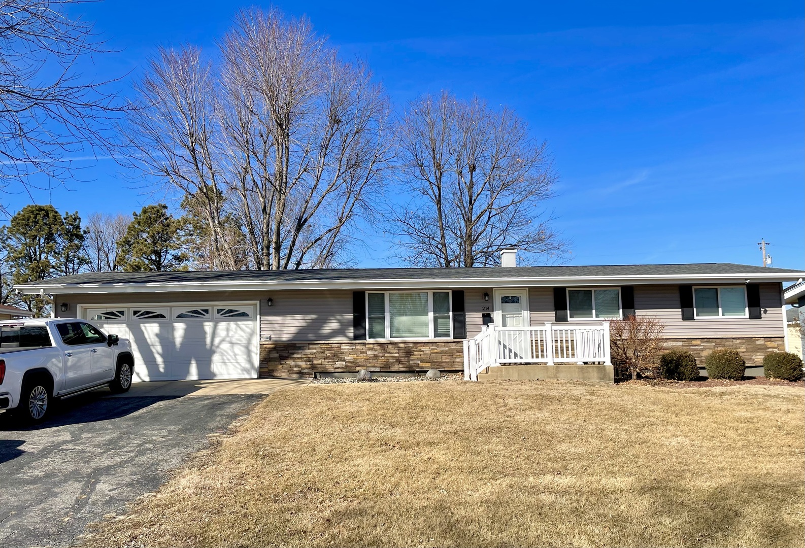 214 West 7th Street Spring Valley, IL 61362 - Photo 2 of 17