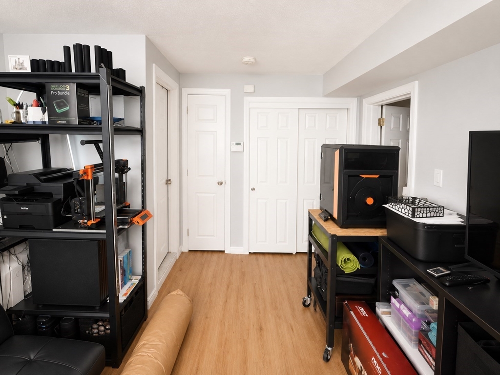 40 Bryon Road, Unit 1 Chestnut Hill, MA 02467 - Photo 5 of 7