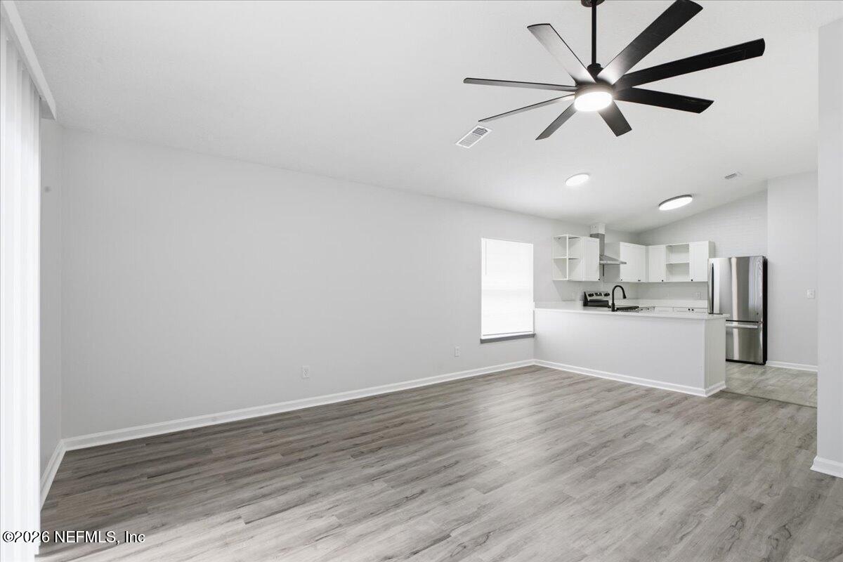 3907 Adirolf Road Jacksonville, FL 32207 - Photo 4 of 19 04-Family & Dining Room