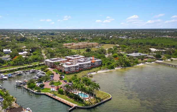 $1,949,000 | 1533 Northeast Outrigger Landings Drive, Unit 3205, Jensen Beach, FL 34957