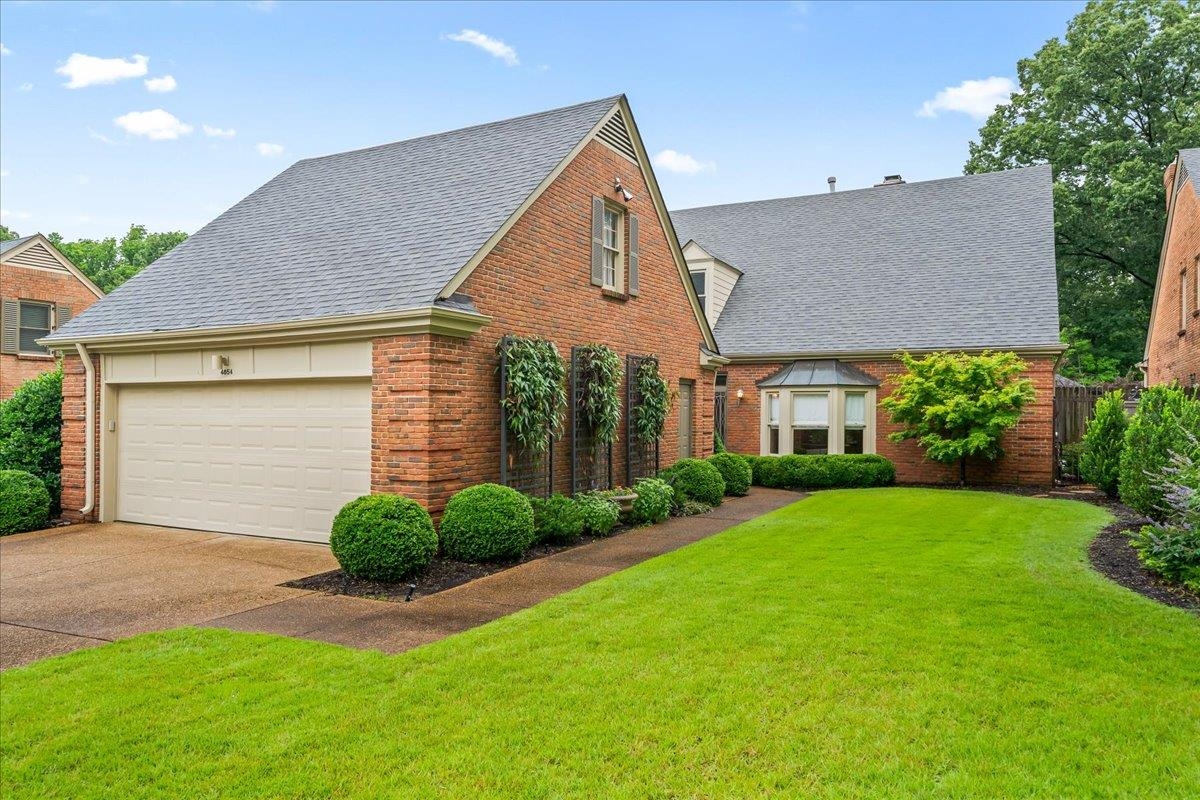 4654 Hemlock Lane Memphis, TN 38117 - Photo 1 of 35