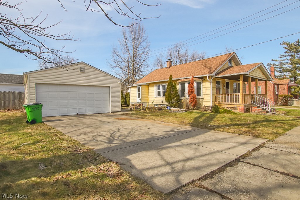1306 Sheffield Road South Euclid, OH 44121 - Photo 3 of 23