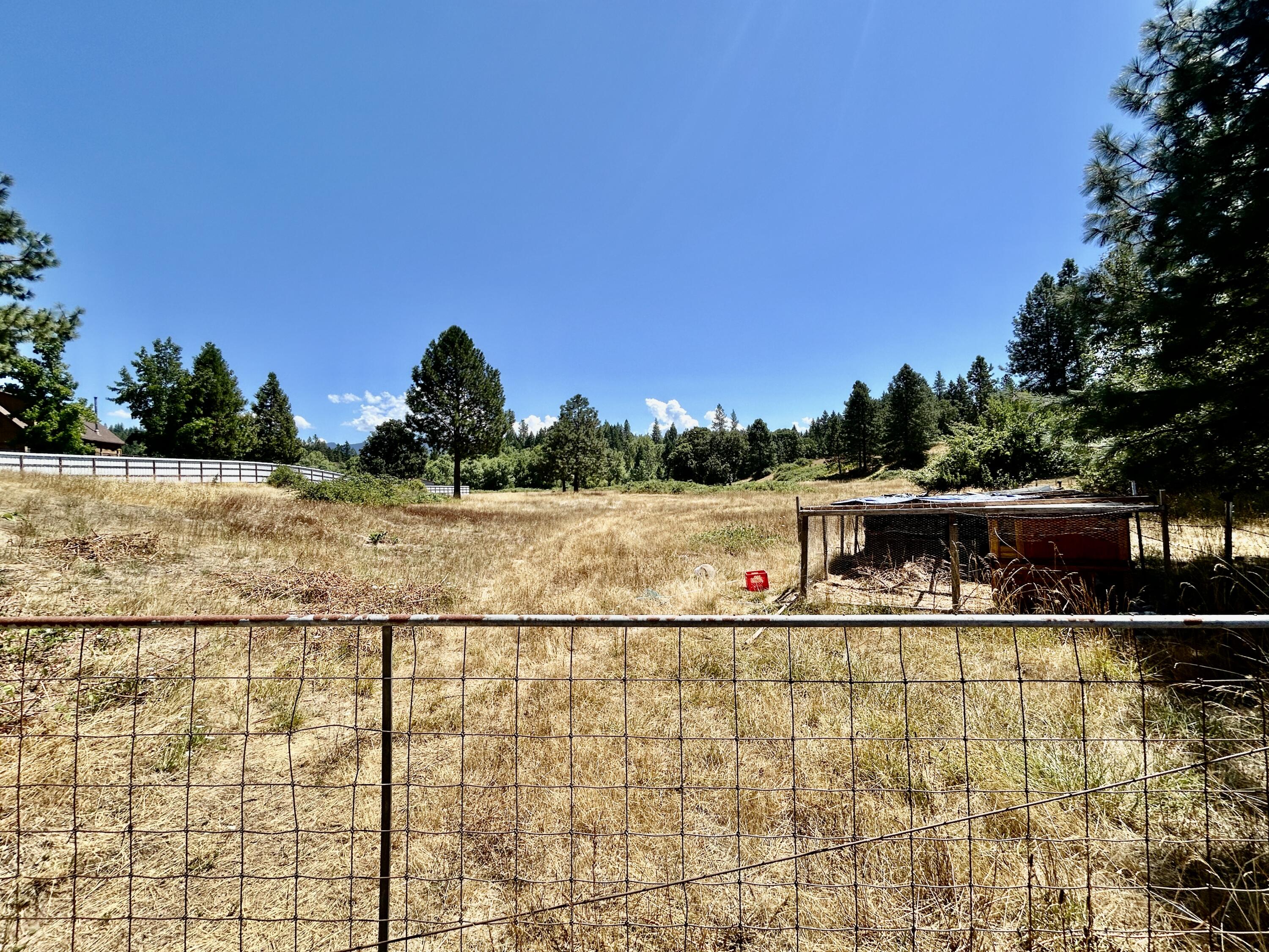 467 Draper Valley Road Selma, OR 97538 - Photo 8 of 21 gate to rear acreage