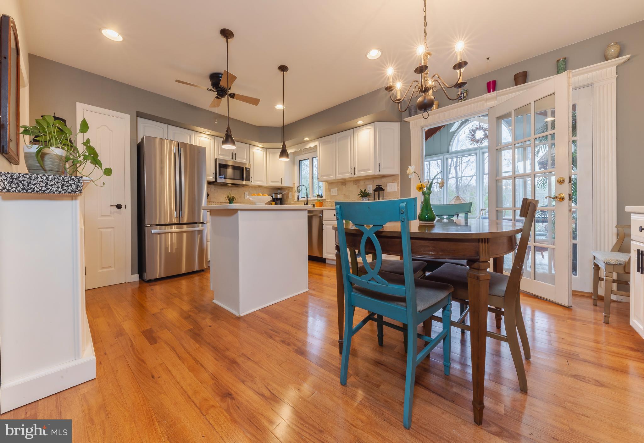 114 Gaunt Drive Mickleton, NJ 08056 - Photo 12 of 48 Country Kitchen w/ French Doors lead to EZE Breeze