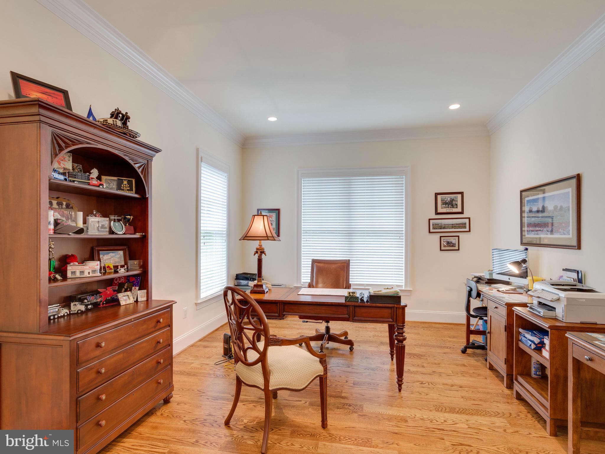 7009 Hector Road McLean, VA 22101 - Photo 8 of 25 Interior (General)