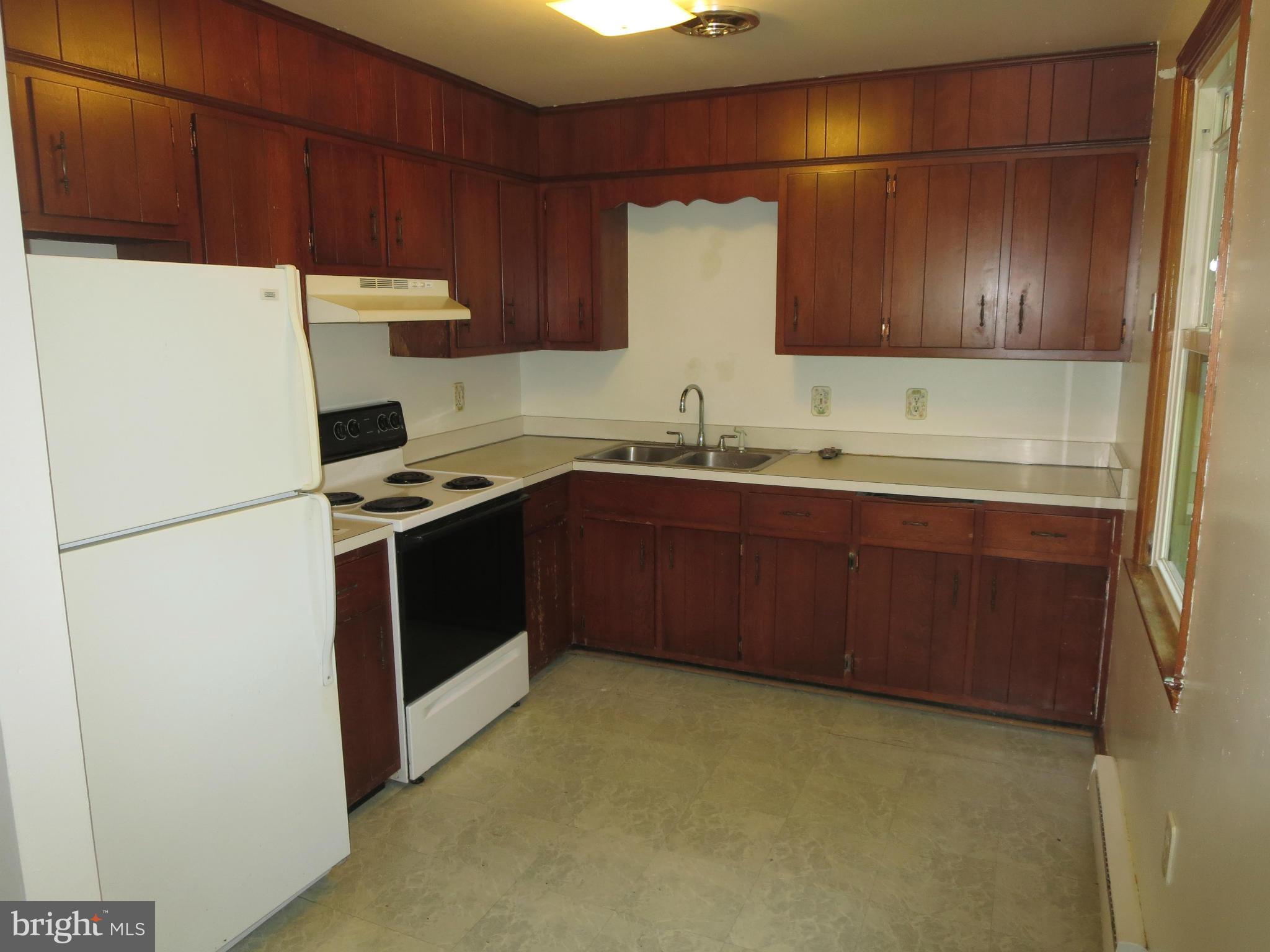 12604 Prices Distillery Road Damascus, MD 20872 - Photo 14 of 29 Kitchen