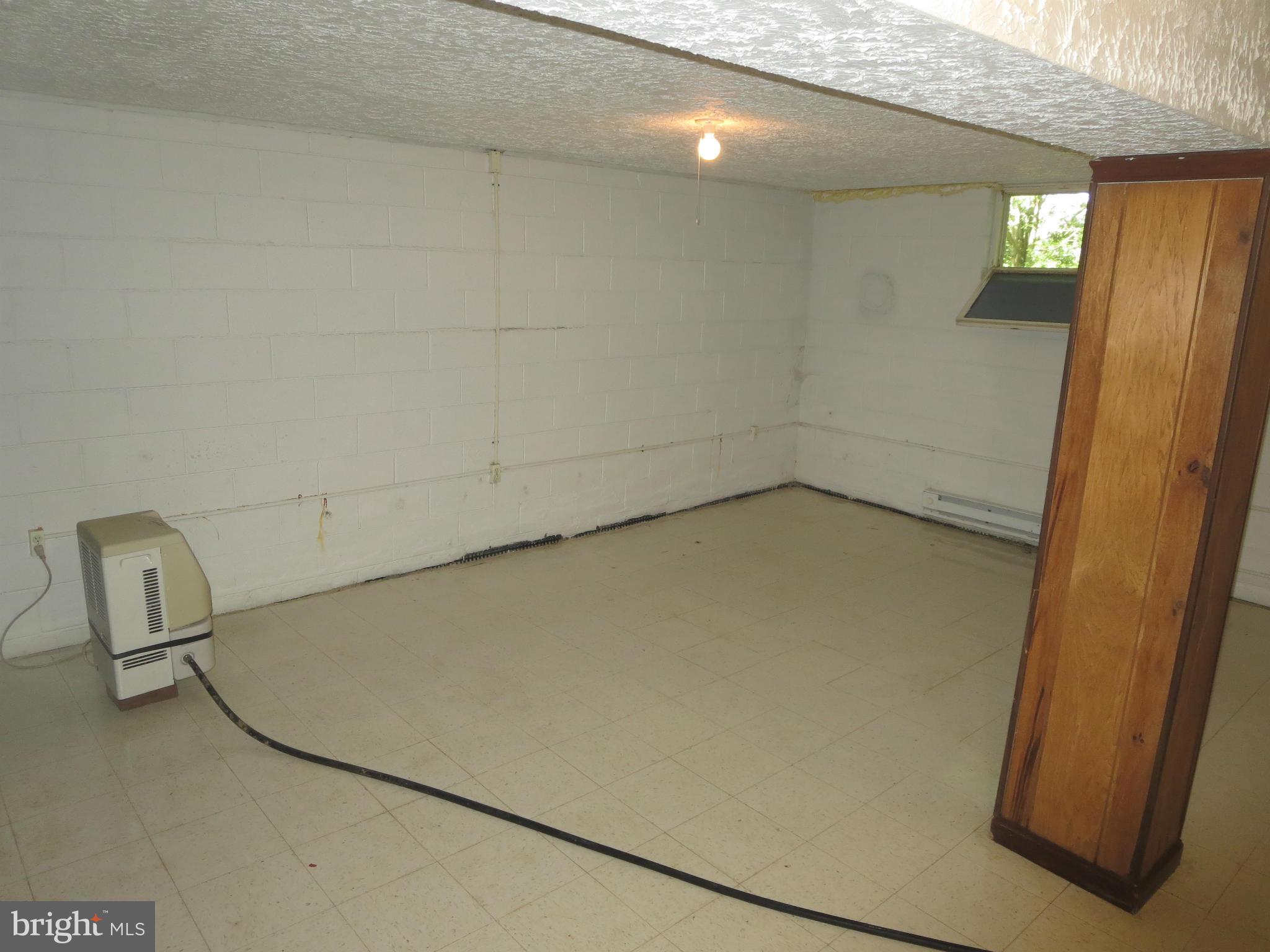 12604 Prices Distillery Road Damascus, MD 20872 - Photo 22 of 29 Basement, dry with french drain