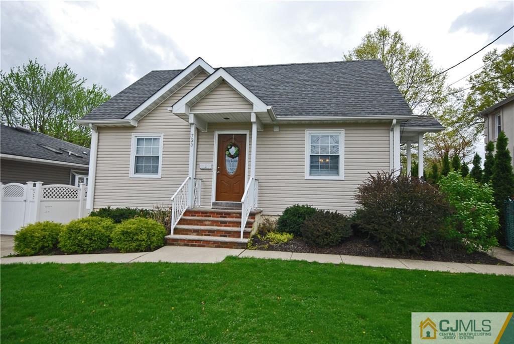 733 Inman Avenue Colonia, NJ 07067 - Photo 1 of 20 Gallery Image 1