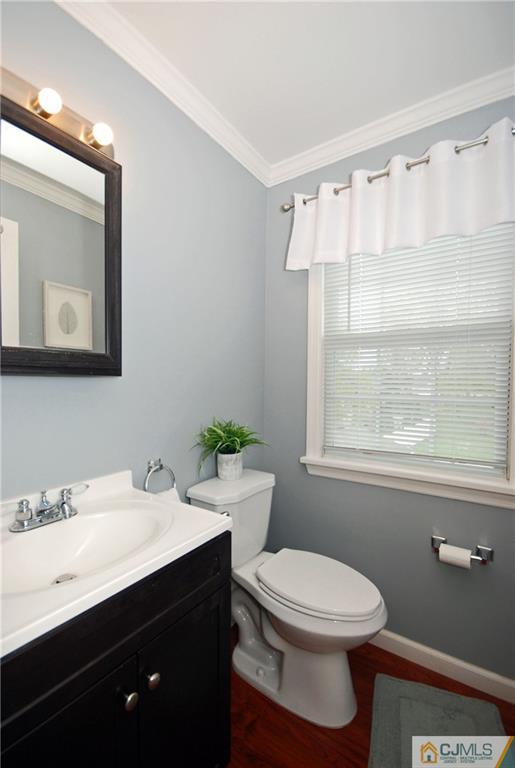 733 Inman Avenue Colonia, NJ 07067 - Photo 14 of 20 Gallery Image 14