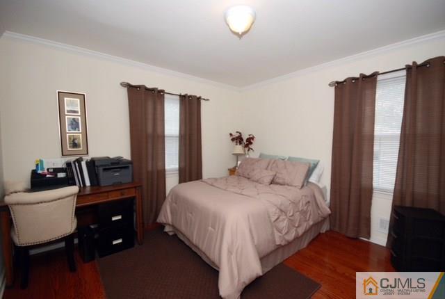 733 Inman Avenue Colonia, NJ 07067 - Photo 19 of 20 Gallery Image 19