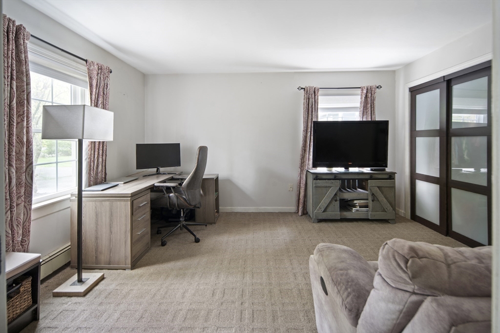 192 Parker Street Maynard, MA 01754 - Photo 11 of 31