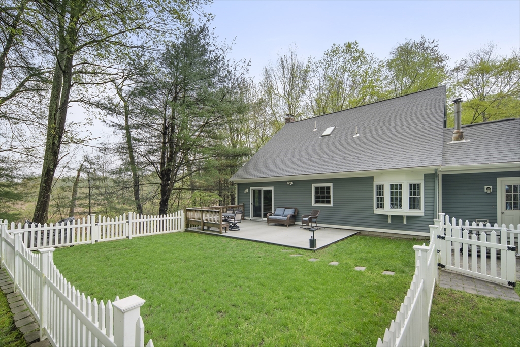 192 Parker Street Maynard, MA 01754 - Photo 25 of 31