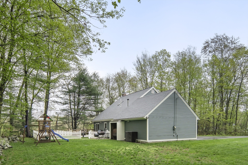 192 Parker Street Maynard, MA 01754 - Photo 27 of 31