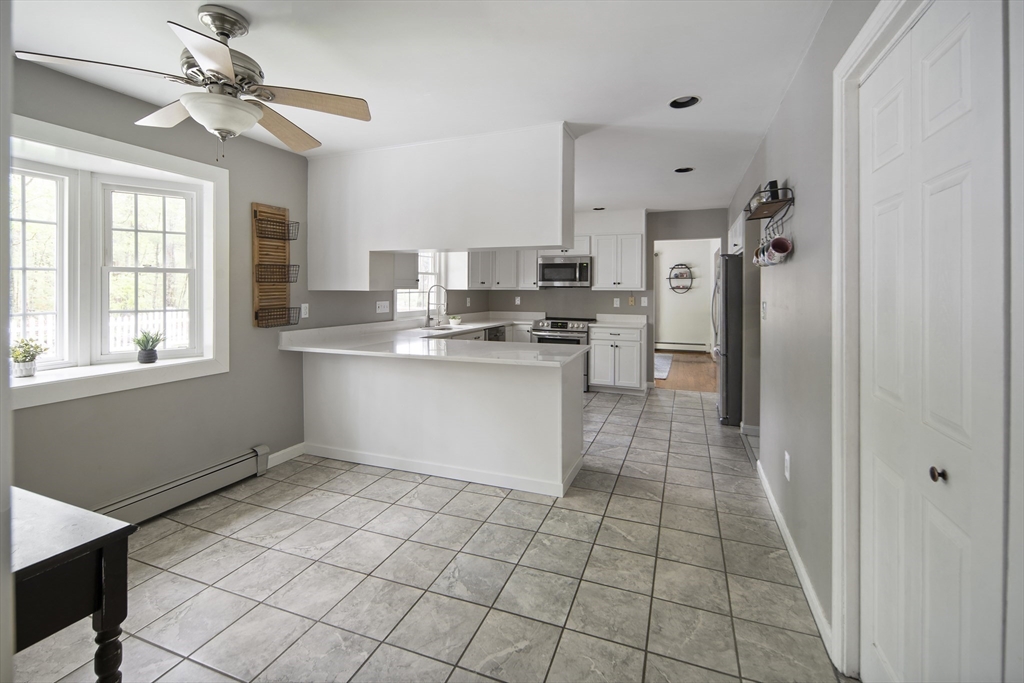 192 Parker Street Maynard, MA 01754 - Photo 6 of 31