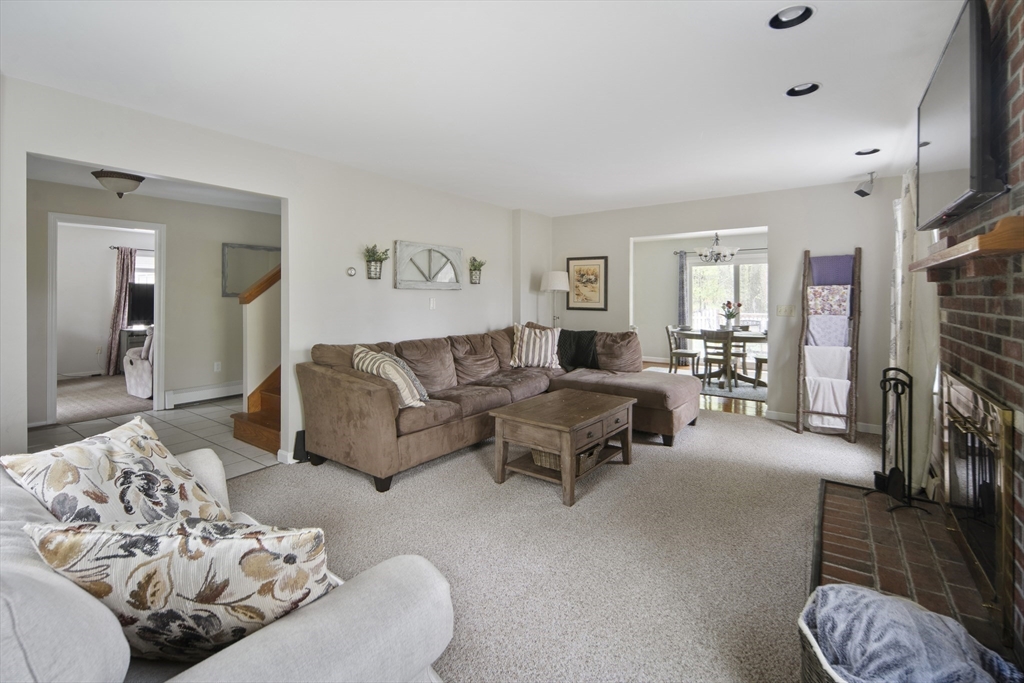 192 Parker Street Maynard, MA 01754 - Photo 10 of 31