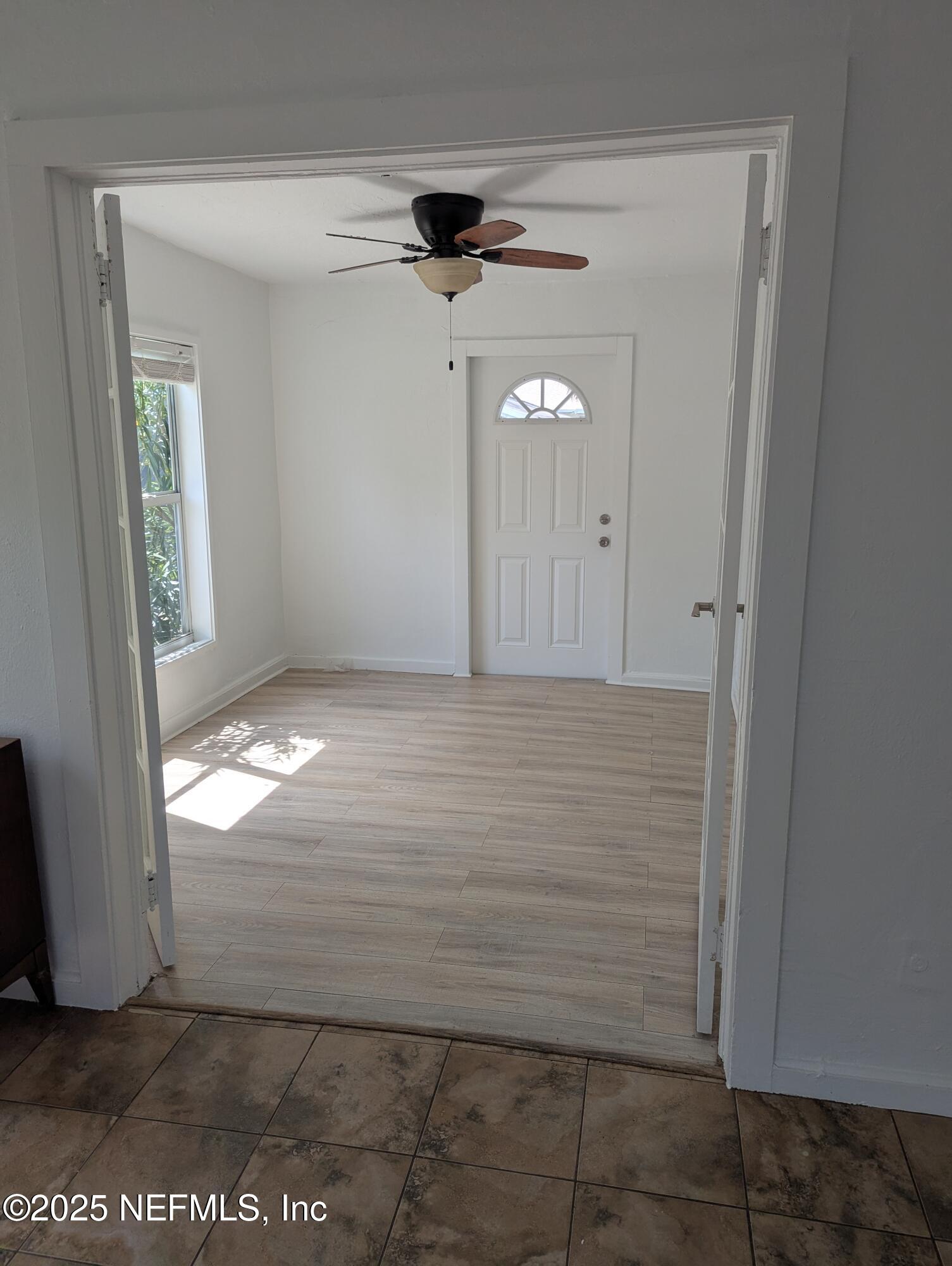 544 Westmoreland Road Daytona Beach, FL 32114 - Photo 9 of 17 PXL_20250922_171315112.RAW-01.MP.COVER