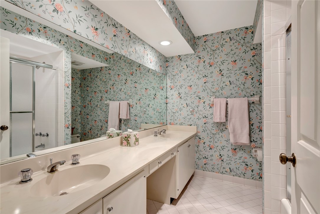 1070 Reef Road, Unit 206 Vero Beach, FL 32963 - Photo 27 of 35 Gallery Image 27