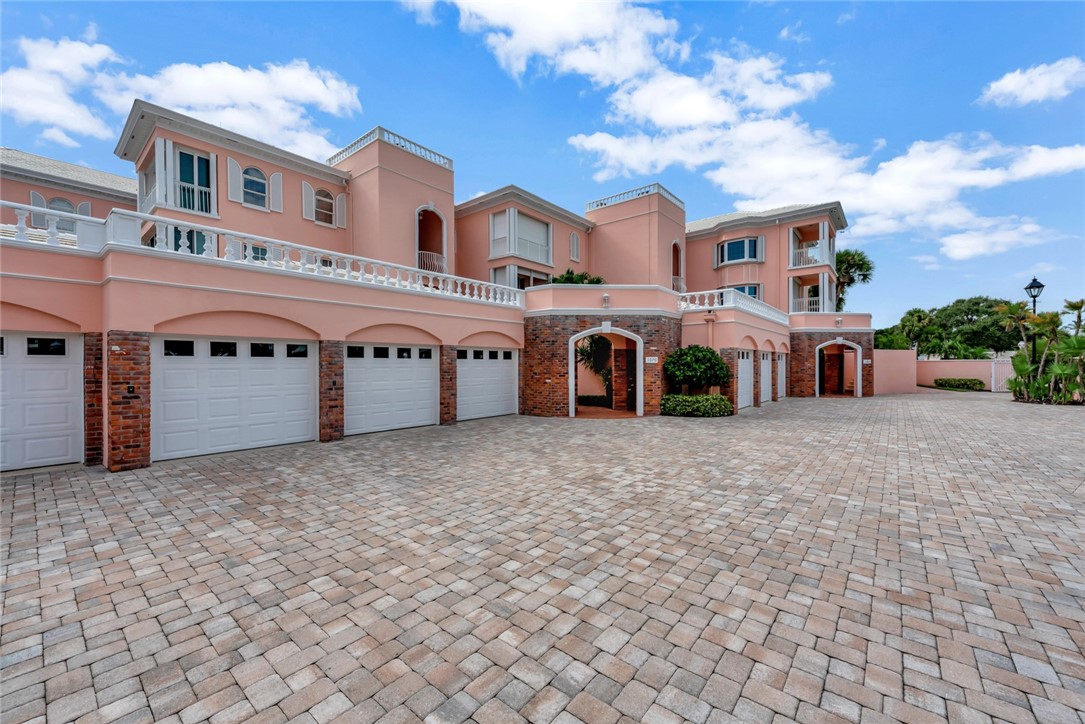 1070 Reef Road, Unit 206 Vero Beach, FL 32963 - Photo 4 of 35 Gallery Image 4