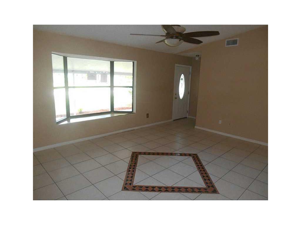 7904 James Road Fort Pierce, FL 34951 - Photo 3 of 10 Gallery Image 3