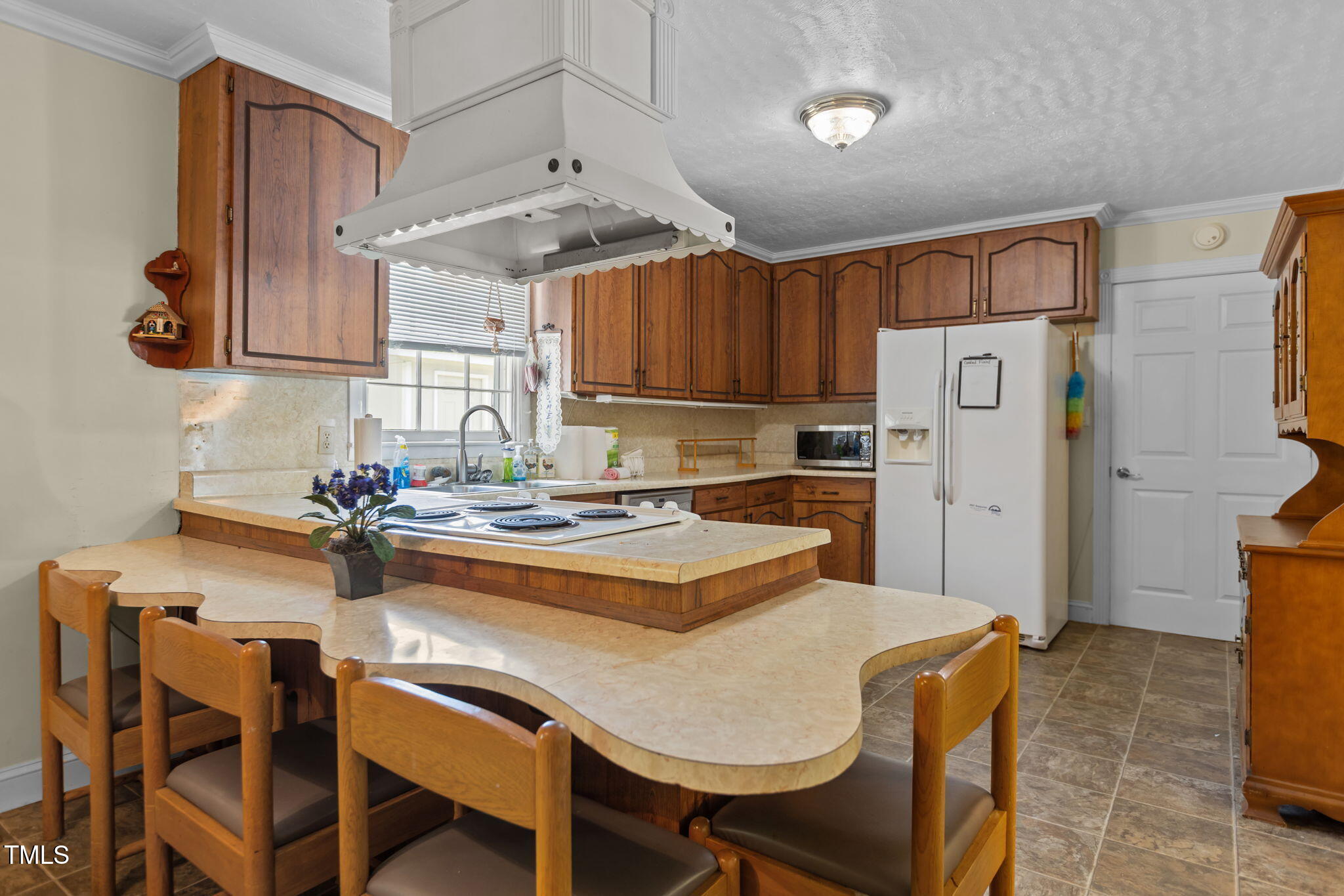 4807 Greenbrier Road Raleigh, NC 27603 - Photo 7 of 40 6-web-or-mls-2N6A0950