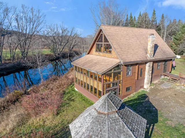 $379,000 | 1639 Halls Stream Road, Pittsburg, NH 03592