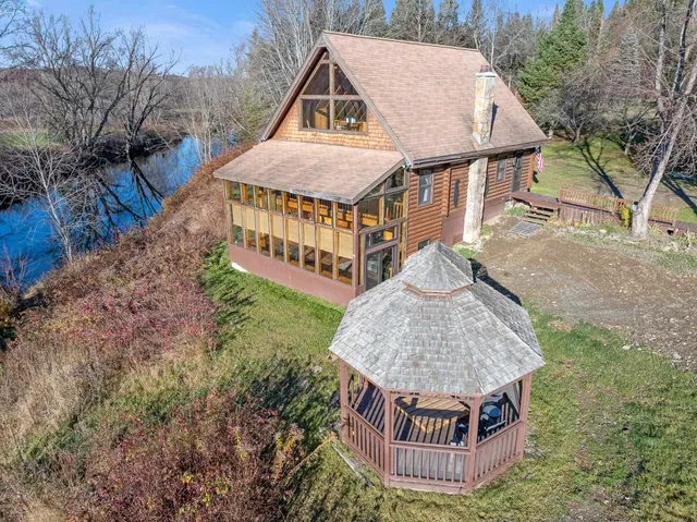 $379,000 | 1639 Halls Stream Road, Pittsburg, NH 03592