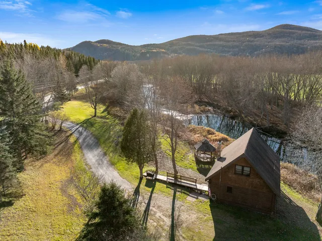 $379,000 | 1639 Halls Stream Road, Pittsburg, NH 03592