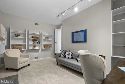 $950,000 | 419 Watts Branch Parkway, Potomac, MD 20854