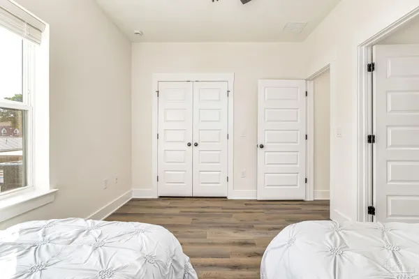 $2,850 | 520 North De Villiers Street, Unit B, Pensacola, FL 32501