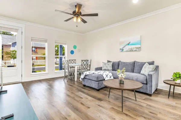 $2,850 | 520 North De Villiers Street, Unit B, Pensacola, FL 32501